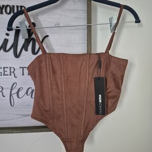 Fashion Nova Faux Suede Corset Bodysuit – Chocolate Brown, Size S, NWT